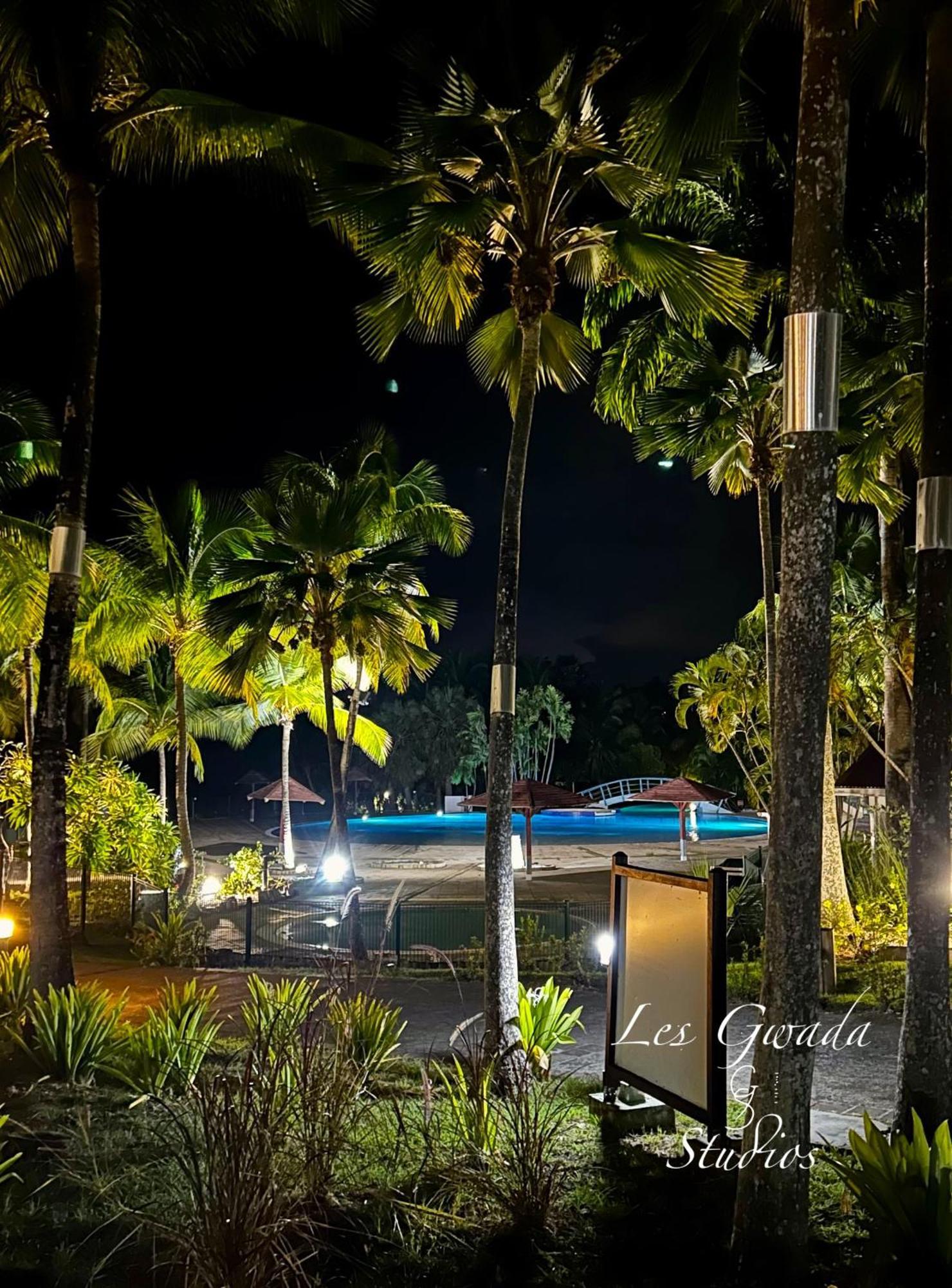 Acces Direct Plage, Vue Mer D'Exception, Les Gwada Studios, Village Vacances Sainte-Anne  Exterior photo